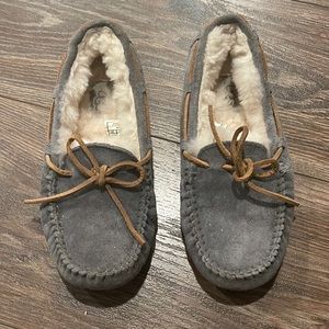 Grey Ugg moccasin style slippers. New!